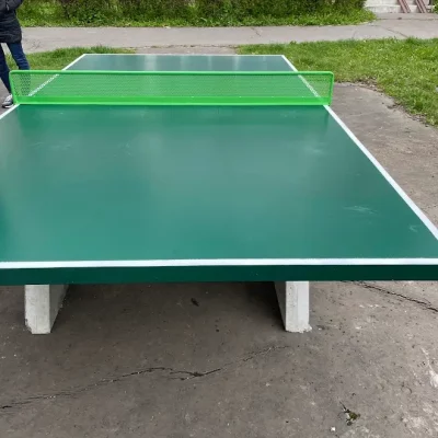 Nový stôl na stolný tenis